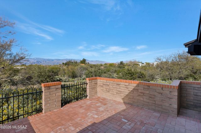 10460 E Vía Del Mar, Tucson, AZ 85748