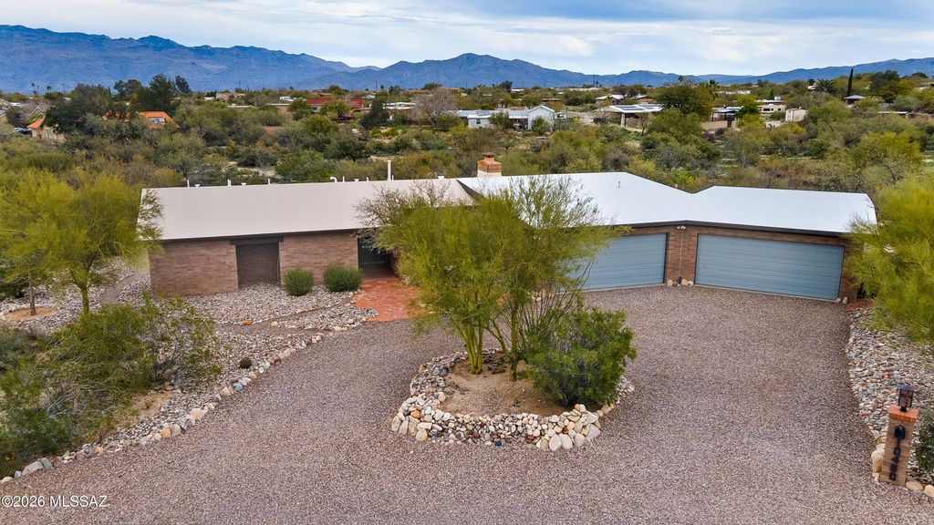 10460 E Vía Del Mar, Tucson, AZ 85748