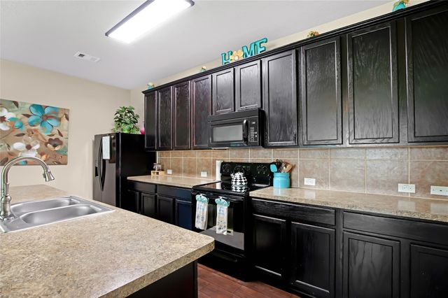 1603 Sahara Drive, Crosby, TX 77532