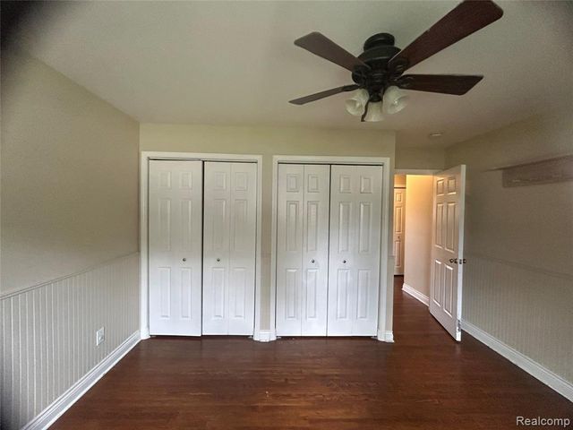 5045 Abington Drive, Troy, MI 48085