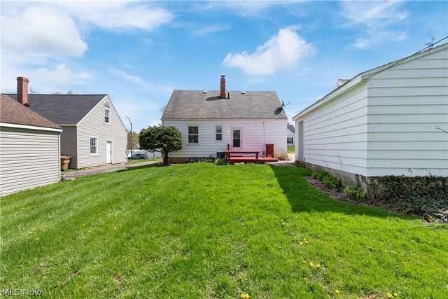 2342 25th Street, Cuyahoga Falls, OH 44223