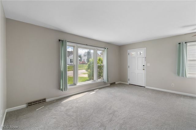 2342 25th Street, Cuyahoga Falls, OH 44223