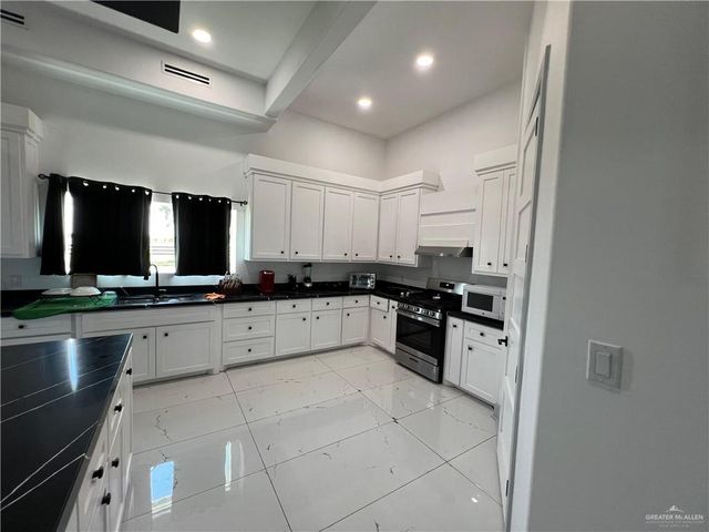 23543 N Fm 88 Highway, Monte Alto, TX 78538