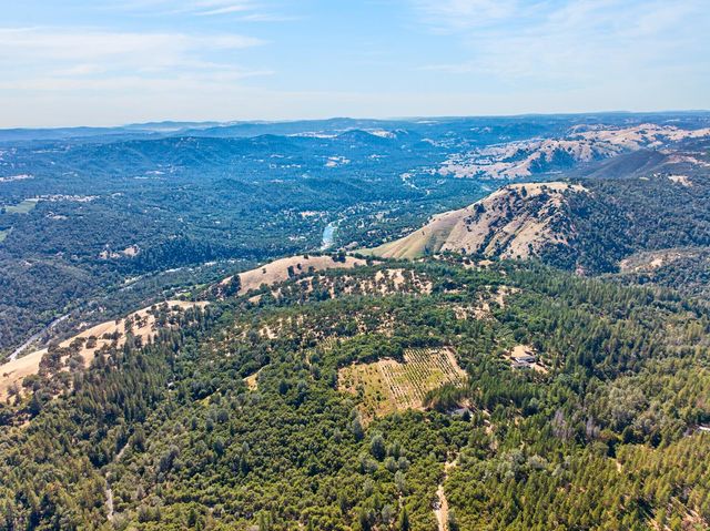 4016 Twin Ridges Rd, Placerville, CA 95667