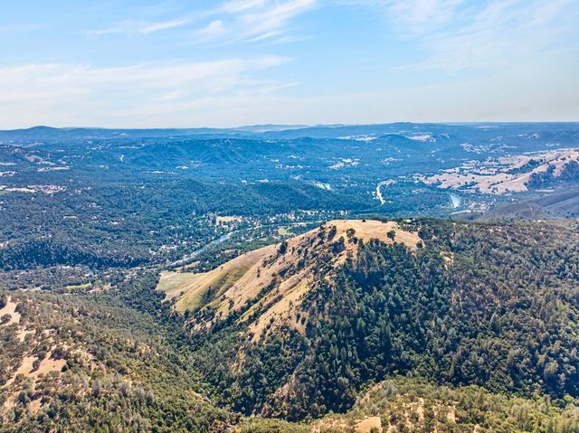 4016 Twin Ridges Rd, Placerville, CA 95667