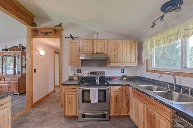 5920 CAMPBELL CORNERS Drive, Oceola Township, MI 48855