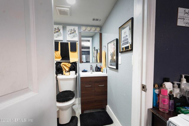 7949 TALLAHASSEE Avenue, Jacksonville, FL 32208