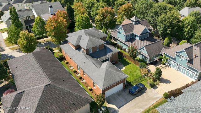 9103 Dayflower St, Prospect, KY 40059