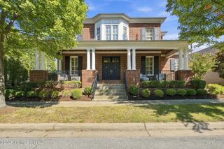 9103 Dayflower St, Prospect, KY 40059
