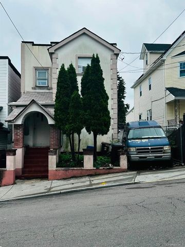 8614 143rd Street, Jamaica, NY 11435