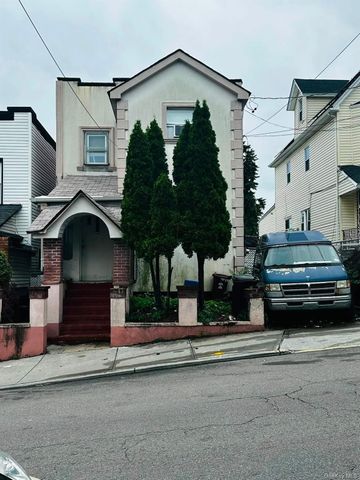 8614 143rd Street, Jamaica, NY 11435