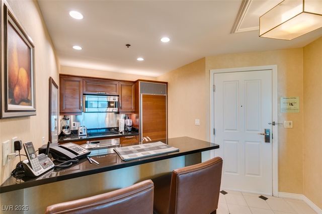 145 East HARMON Avenue 1202, Las Vegas, NV 89109