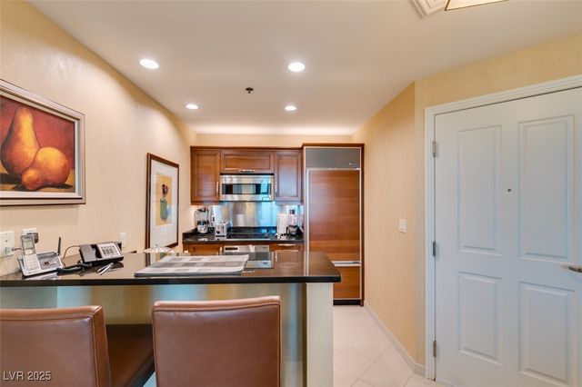 145 East HARMON Avenue 1202, Las Vegas, NV 89109