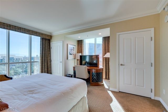 145 East HARMON Avenue 1202, Las Vegas, NV 89109