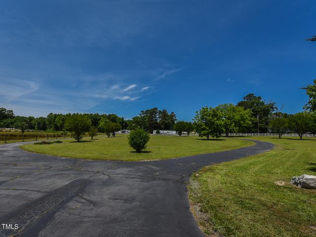 2371 Nc-210, Smithfield, NC 27577