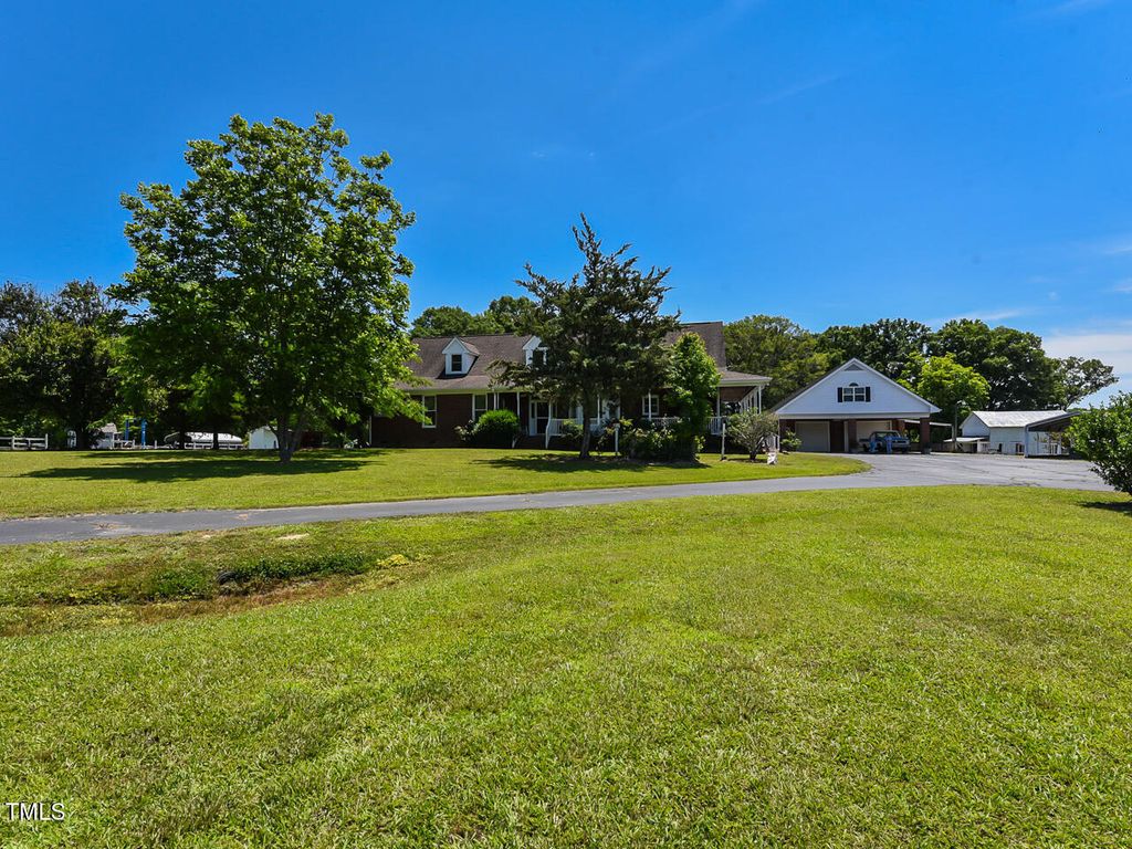 2371 Nc-210, Smithfield, NC 27577