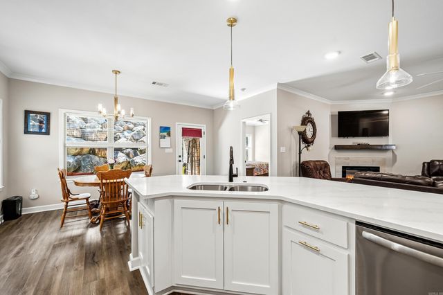 152 Apple Blossom Place, Hot Springs, AR 71913