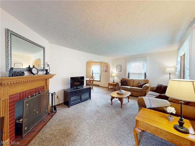 310 E 222nd Street, Euclid, OH 44123
