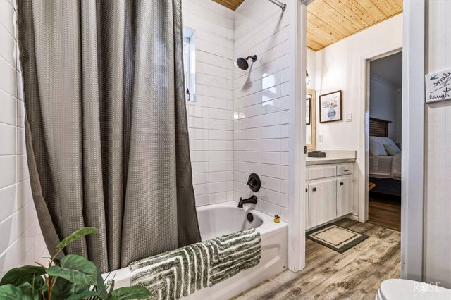 2052 Country Club Estates Circle, San Angelo, TX 76904