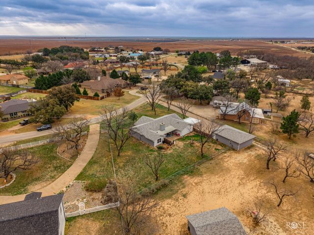 2052 Country Club Estates Circle, San Angelo, TX 76904