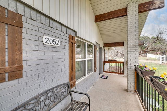 2052 Country Club Estates Circle, San Angelo, TX 76904