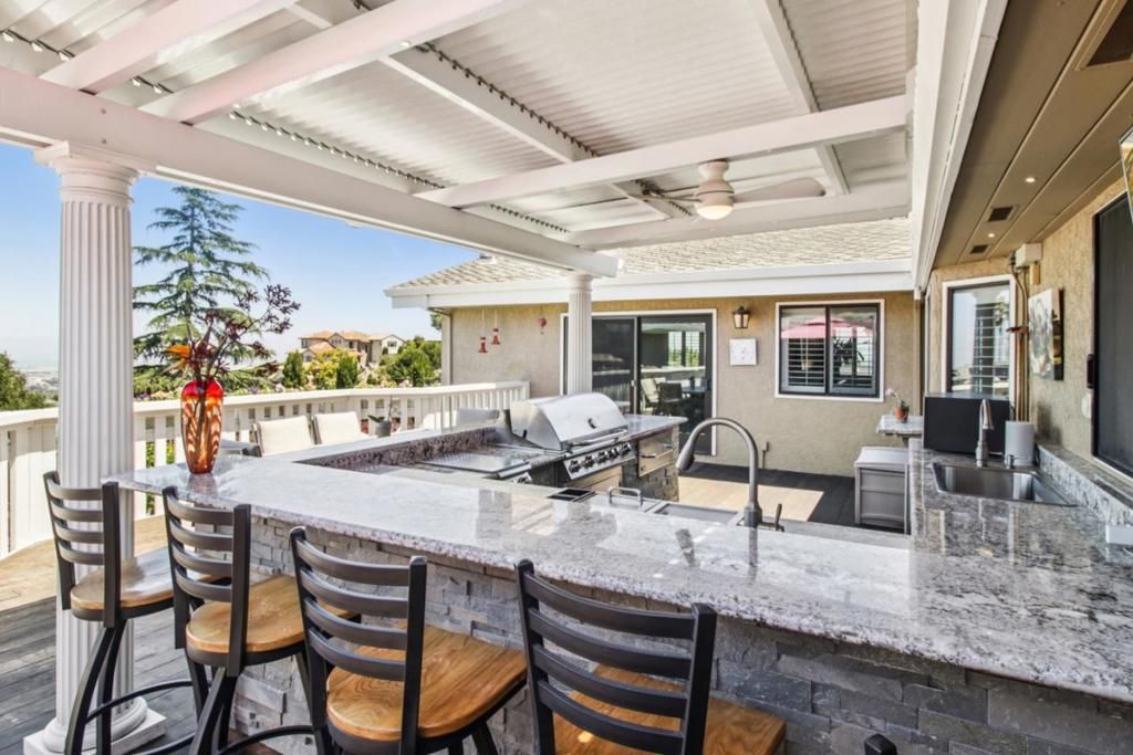 Image 83 of property listing at 733 Temescal Way, Redwood City, CA 94062