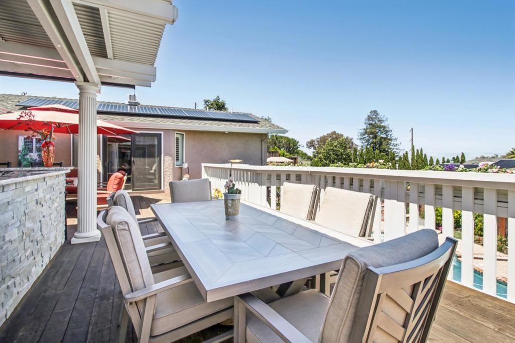 Image 87 of property listing at 733 Temescal Way, Redwood City, CA 94062