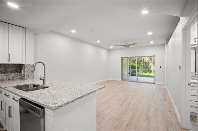 4450 Botanical Place CIR 6, Naples, FL 34112