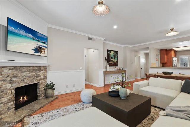 366 Villa Point, Newport Beach, CA 92660