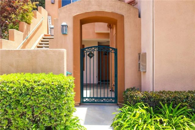 366 Villa Point, Newport Beach, CA 92660