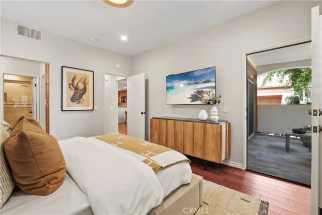366 Villa Point, Newport Beach, CA 92660
