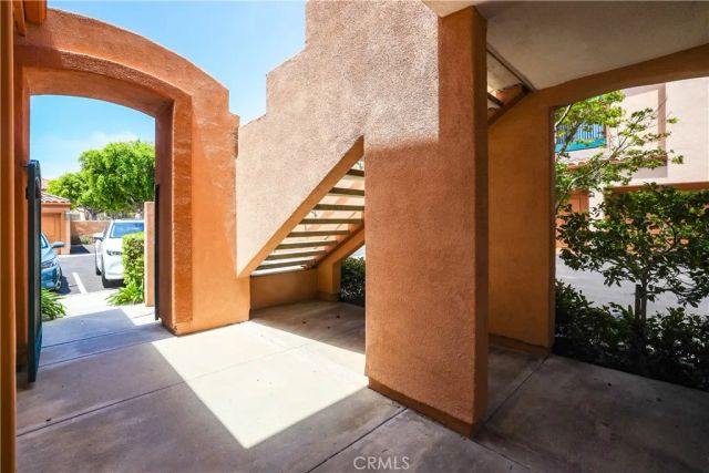 366 Villa Point, Newport Beach, CA 92660
