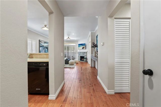 366 Villa Point, Newport Beach, CA 92660
