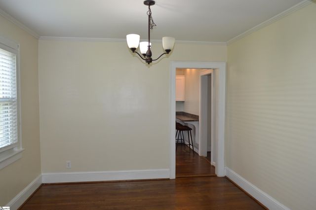 207 E Fairview Avenue, Greer, SC 29651
