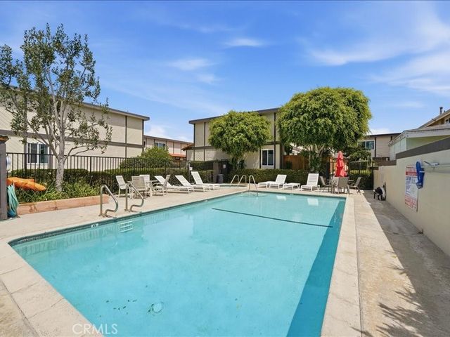 2120 Dufour Avenue 2, Redondo Beach, CA 90278