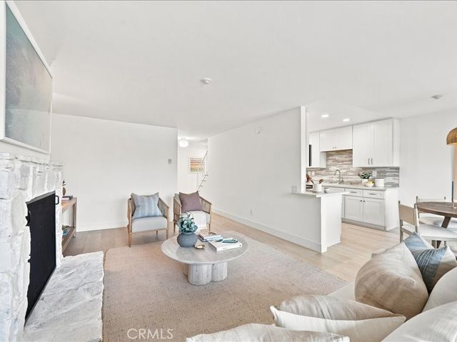 2120 Dufour Avenue 2, Redondo Beach, CA 90278
