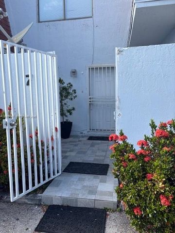 10720 NW 7th St 7A, Miami, FL 33172