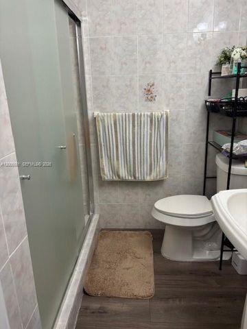 10720 NW 7th St 7A, Miami, FL 33172