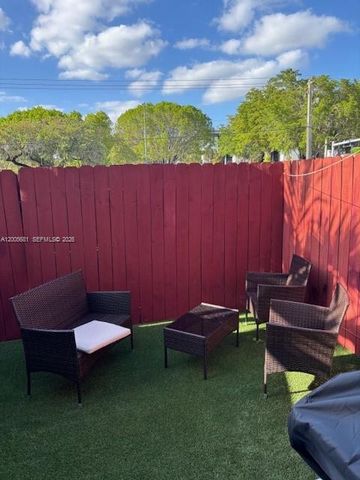 10720 NW 7th St 7A, Miami, FL 33172