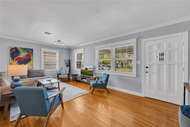 812 W CORAL STREET, Tampa, FL 33602