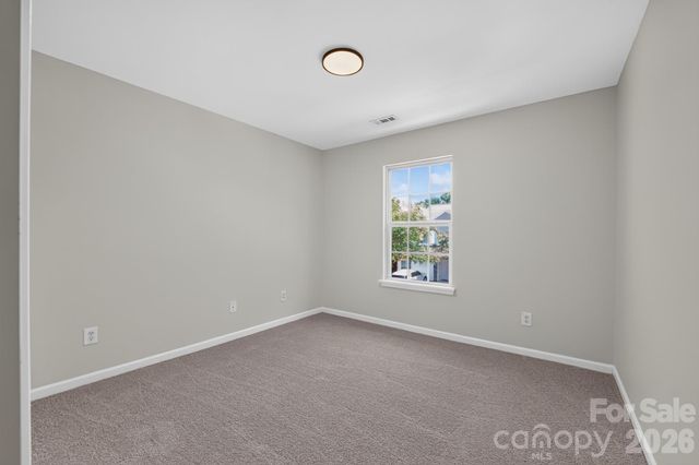 13711 Singleleaf Lane, Charlotte, NC 28278