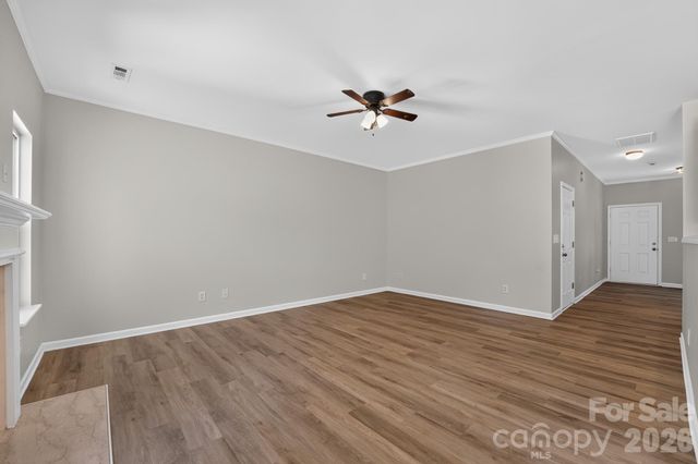 13711 Singleleaf Lane, Charlotte, NC 28278