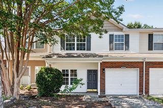 13711 Singleleaf Lane, Charlotte, NC 28278