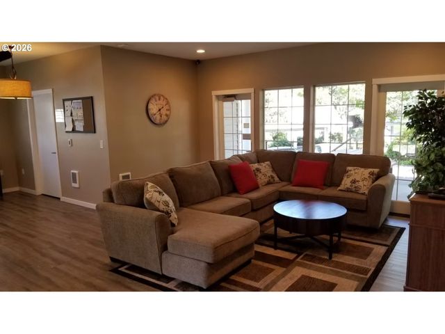10660 Sw Davies Rd 46, Beaverton, OR 97008