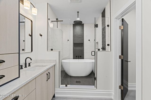 1661 RIVERSIDE Avenue 214, Jacksonville, FL 32204