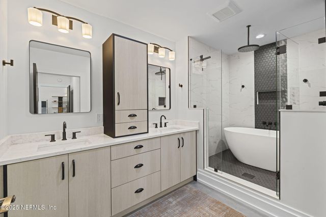 1661 RIVERSIDE Avenue 214, Jacksonville, FL 32204