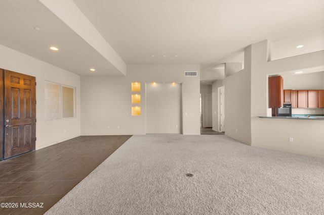 13133 W Blue Yucca Place, Tucson, AZ 85743