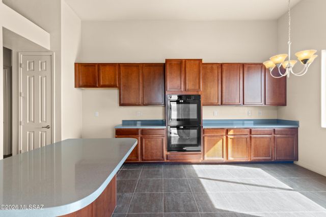 13133 W Blue Yucca Place, Tucson, AZ 85743