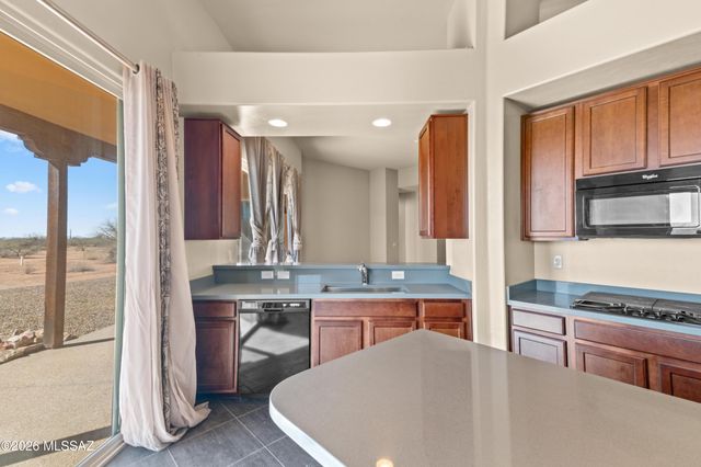 13133 W Blue Yucca Place, Tucson, AZ 85743