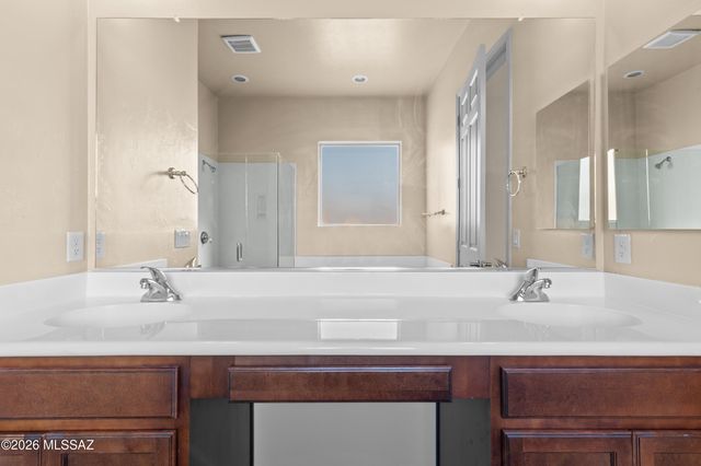 13133 W Blue Yucca Place, Tucson, AZ 85743